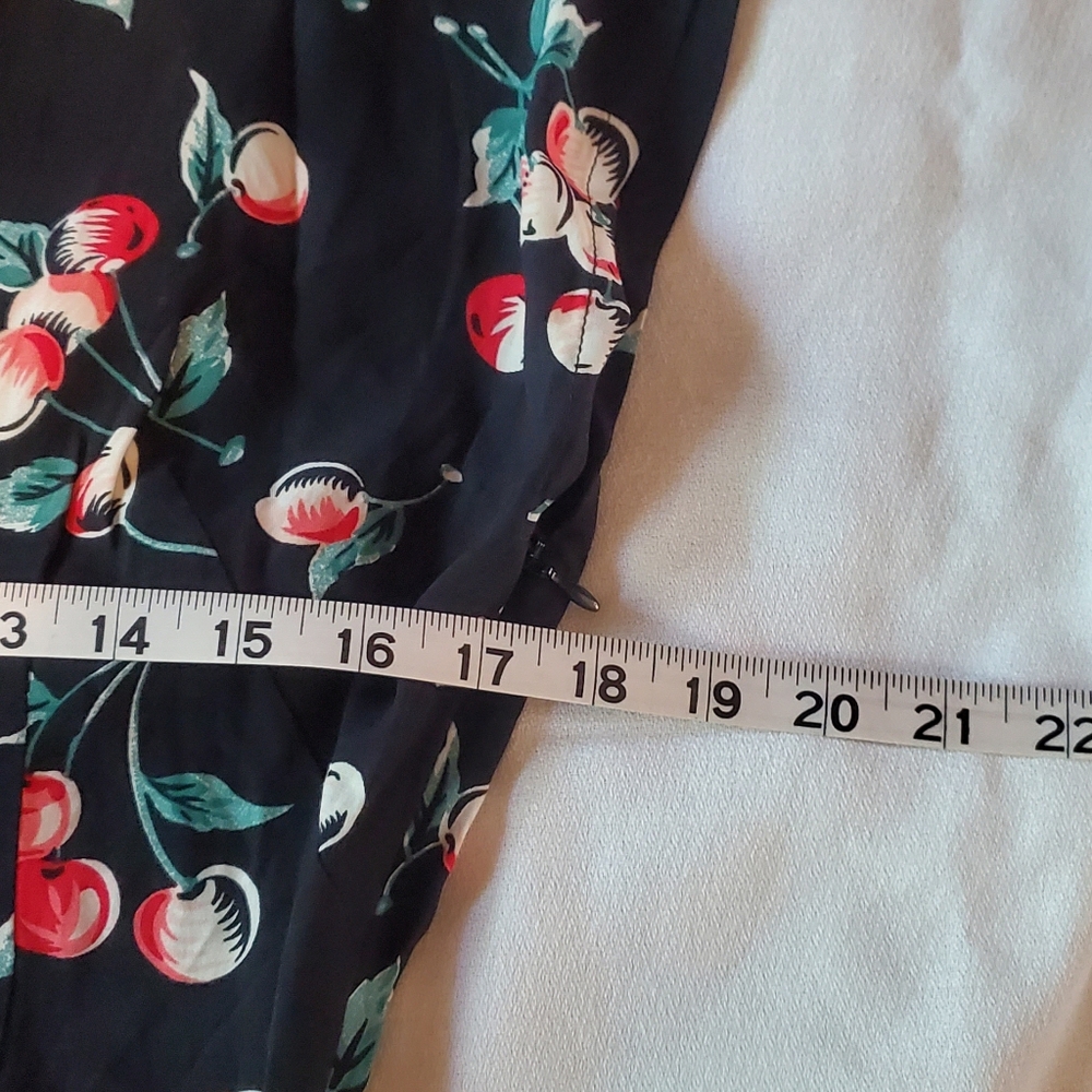 Trashy Diva Sz 6 Sadie Bustle in Cherries - Picture 10 of 12